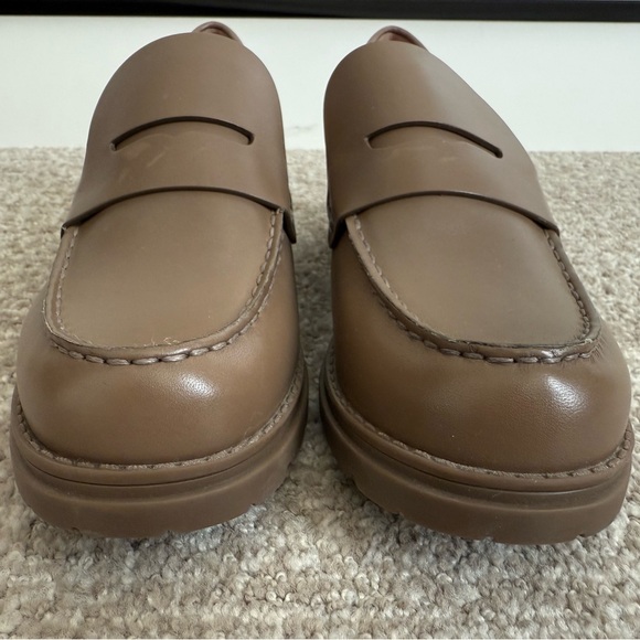 Cole Haan Camea Lug Loafer Leather Shoe Quality Comfort New without Box - Picture 4 of 10